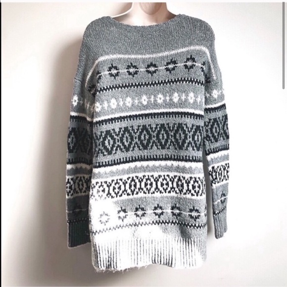 🆕 American Eagle high low gray pullover cozy knit gray white tunic sweat… - Picture 2 of 8